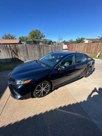 2019 Toyota Camry SE